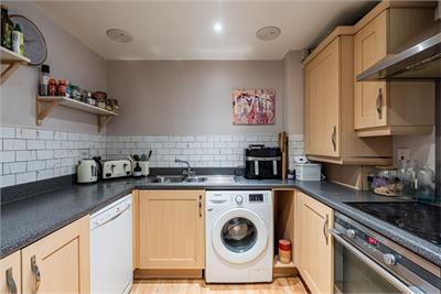 10/3 Tinto Place, Edinburgh, EH6 5FL - image 7