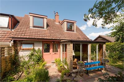39 West Crescent, East Saltoun, Pencaitland, East Lothian, EH34 5EF - image 1