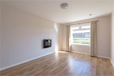 73 Beachmont Place, Dunbar, EH42 1YE - image 3
