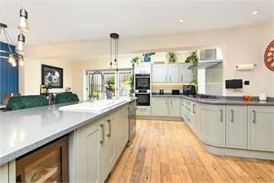 4 Valleyfield View, Penicuik, EH26 8NA - image 3