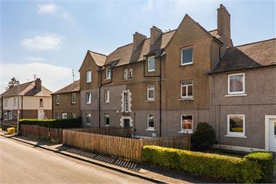 153/1 Parkhead Avenue, Edinburgh, EH11 4RW - image 1