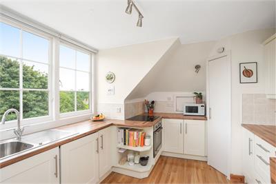 35C, Cluny Gardens, Morningside, Edinburgh, EH10 6BL - image 4