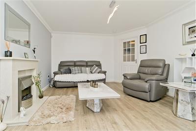12 Berry Grove, Ormiston, EH35 5NB - image 5