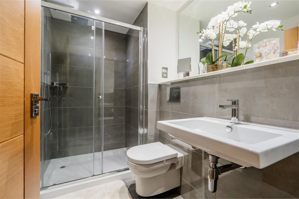 2 Lamont Place, Edinburgh, EH12 7AG - image 14