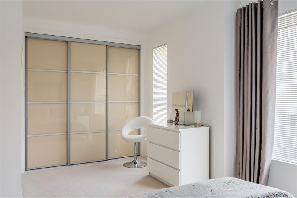 2 Lamont Place, Edinburgh, EH12 7AG - image 16