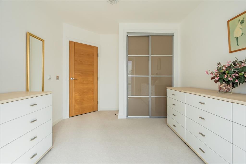 2 Lamont Place, Edinburgh, EH12 7AG - image 18