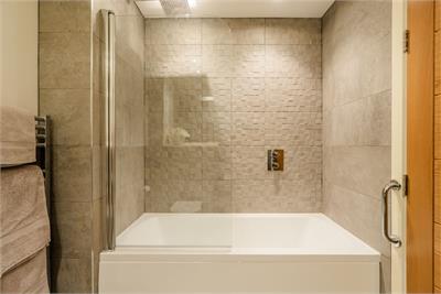2 Lamont Place, Edinburgh, EH12 7AG - image 22
