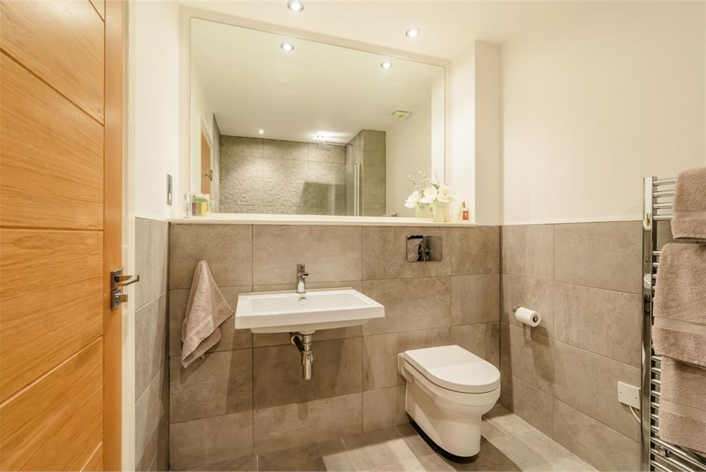 2 Lamont Place, Edinburgh, EH12 7AG - image 23