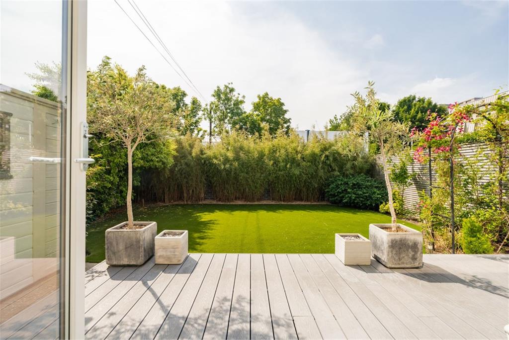 2 Lamont Place, Edinburgh, EH12 7AG - image 29