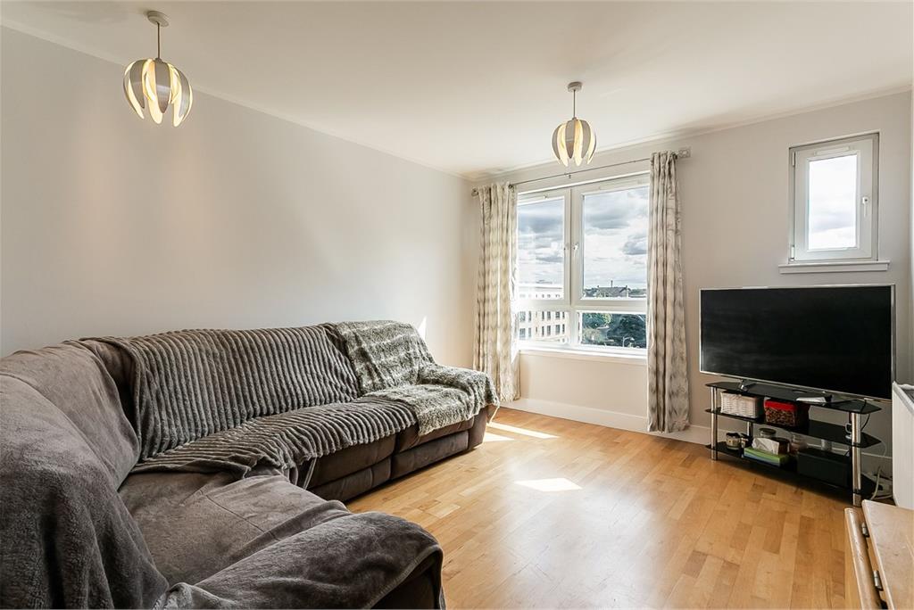 Flat 11,
61 Waterfront Park,
Edinburgh,
EH5 1BA - image 2