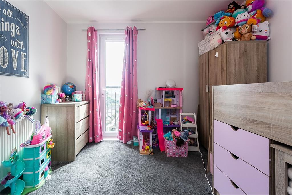 Flat 11,
61 Waterfront Park,
Edinburgh,
EH5 1BA - image 11