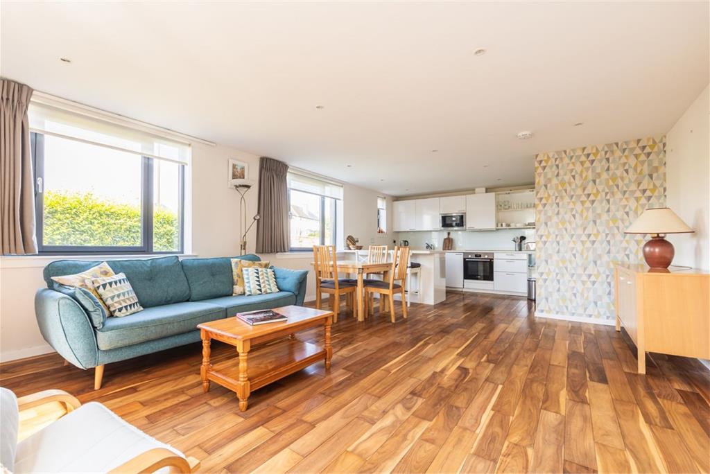 43/1 Station Road, Edinburgh, EH12 7AF - image 2