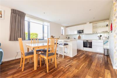 43/1 Station Road, Edinburgh, EH12 7AF - image 3