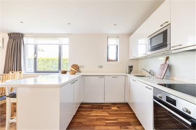 43/1 Station Road, Edinburgh, EH12 7AF - image 5