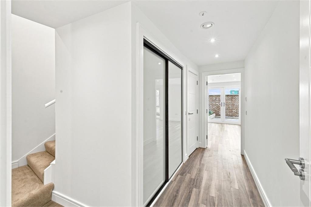 51 Eyre Place, Canonmills, Edinburgh, EH3 5EY - image 6