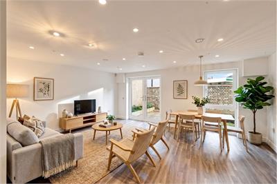 51 Eyre Place, Canonmills, Edinburgh, EH3 5EY - image 8
