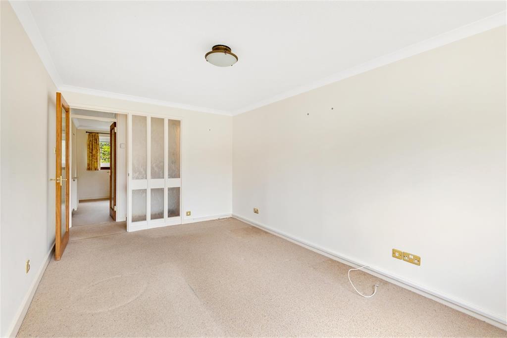 13/2 Clark Place,
Edinburgh,
EH5 3BQ - image 7
