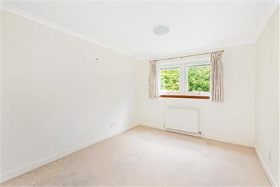 13/2 Clark Place, Edinburgh, EH5 3BQ - image 9