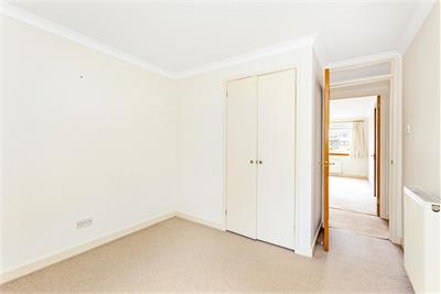 13/2 Clark Place, Edinburgh, EH5 3BQ - image 10