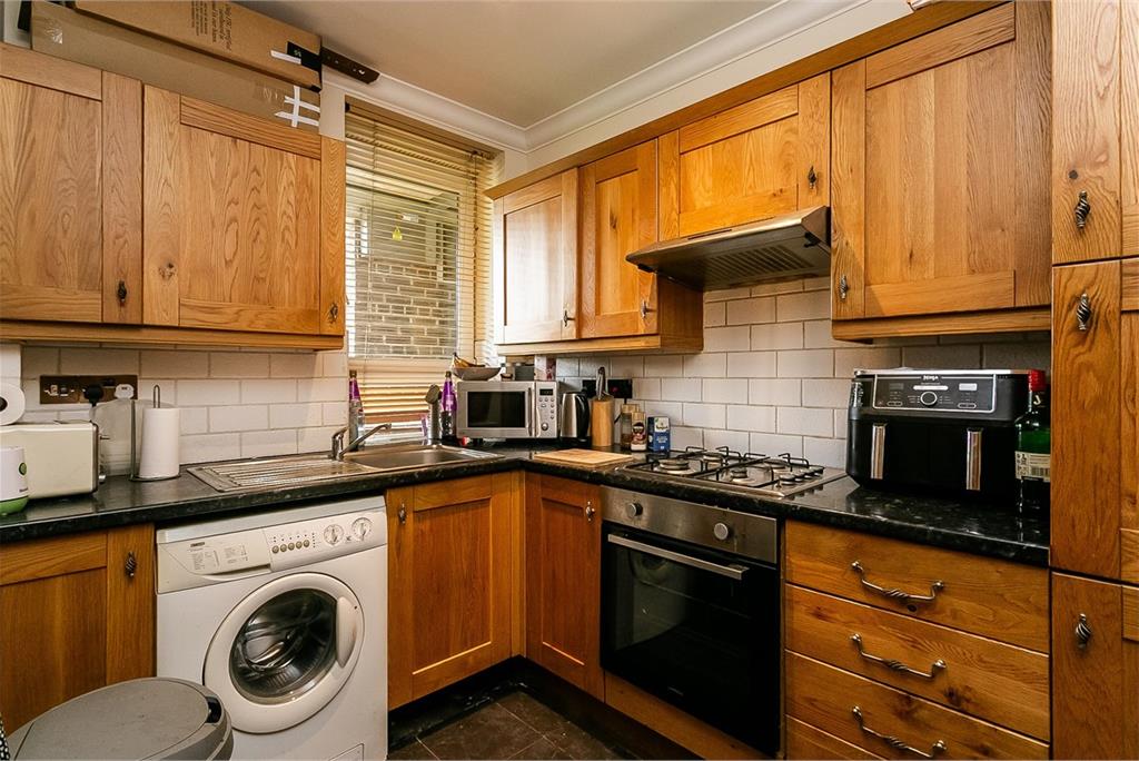 29 Lochend Drive,
Edinburgh,
EH7 6DP - image 7