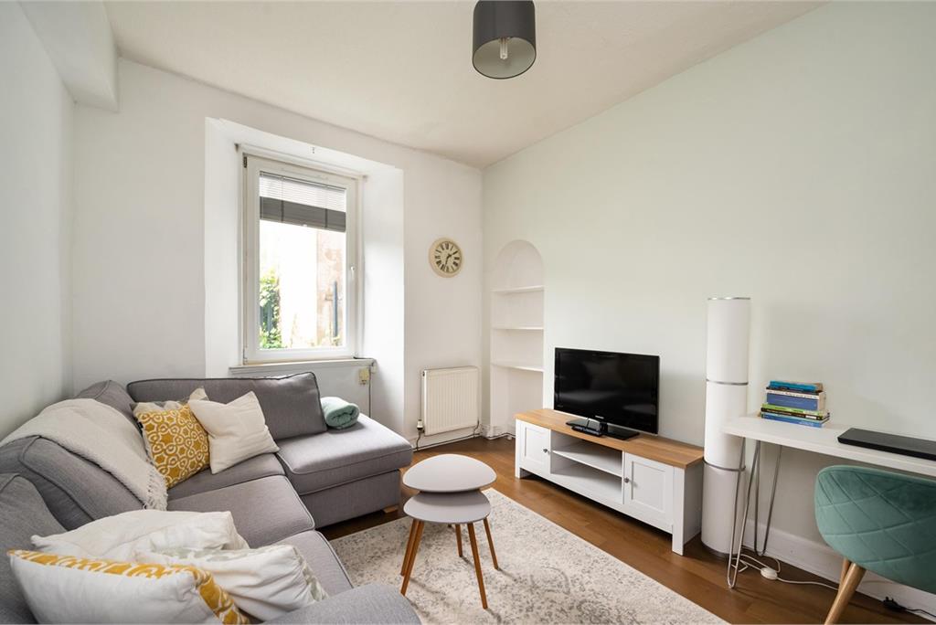 5/5 Murdoch Terrace, Edinburgh, EH11 1BE - image 3