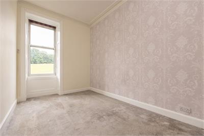 23 1F1 Royal Park Terrace, Edinburgh, EH8 8JB - image 11