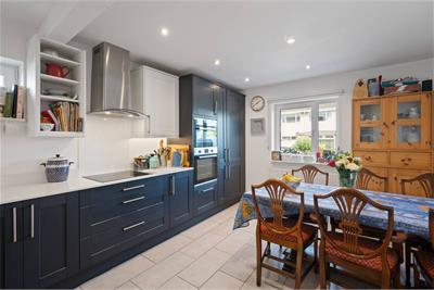 52 Ravenscroft Gardens, , Edinburgh, EH17 8RP - image 5