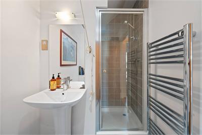 52 Ravenscroft Gardens, , Edinburgh, EH17 8RP - image 9