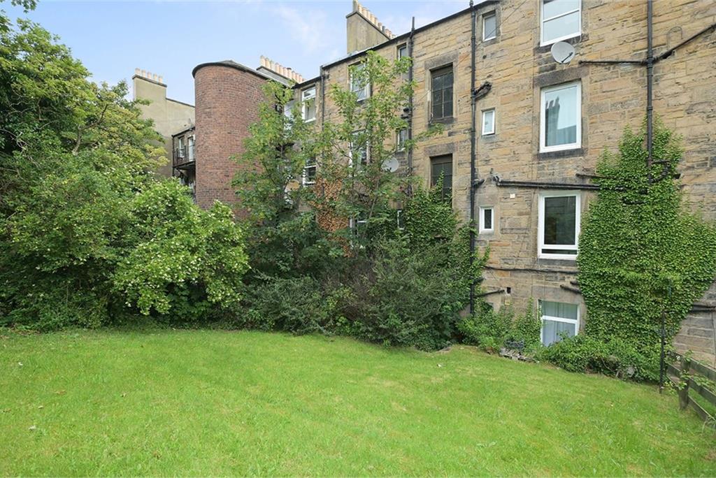 1F1, 17 Hillend Place, Meadowbank, EH8 7AE - image 17