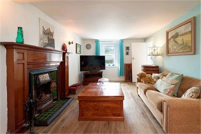 1 School Street, Port Charlotte, PA48 7TW - image 3