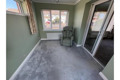 18 Whinny Rig, Heathhall, Dumfries, DG1 3RJ - image 4