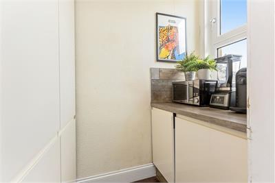 5 (flat 2), Roseburn Street, Roseburn, Edinburgh, EH12 5NW - image 5