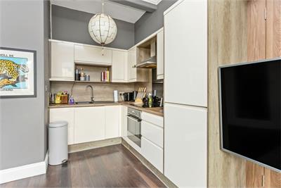5 (flat 2), Roseburn Street, Roseburn, Edinburgh, EH12 5NW - image 6
