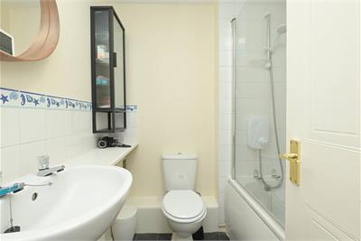 Flat 5, 6 Rodney Place, Cannonmills, EH7 4FR - image 12