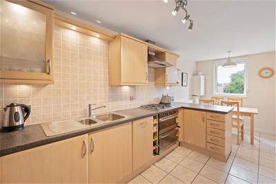 14/9 Old Tolbooth Wynd, Edinburgh, EH8 8EQ - image 6