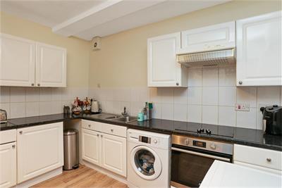 18/3 Piershill Terrace, Edinburgh, EH8 7EU - image 4