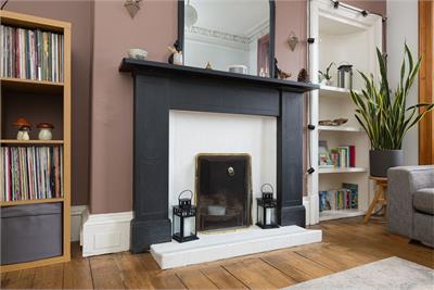5/2 Shandon Place, Edinburgh, EH11 1QN - image 3