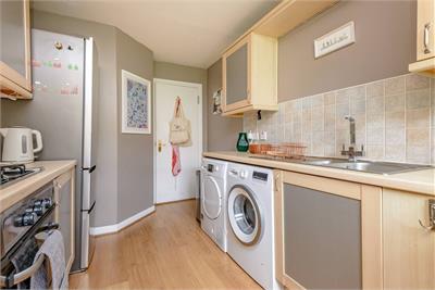 26/1 Sinclair Place, Gorgie, Edinburgh, EH11 1AN - image 6