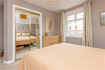 26/1 Sinclair Place, Gorgie, Edinburgh, EH11 1AN - image 9