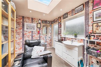 26 Woodmill Road, Dunfermline, KY11 4AF - image 15