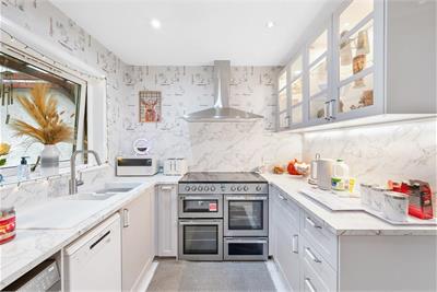 26 Woodmill Road, Dunfermline, KY11 4AF - image 5
