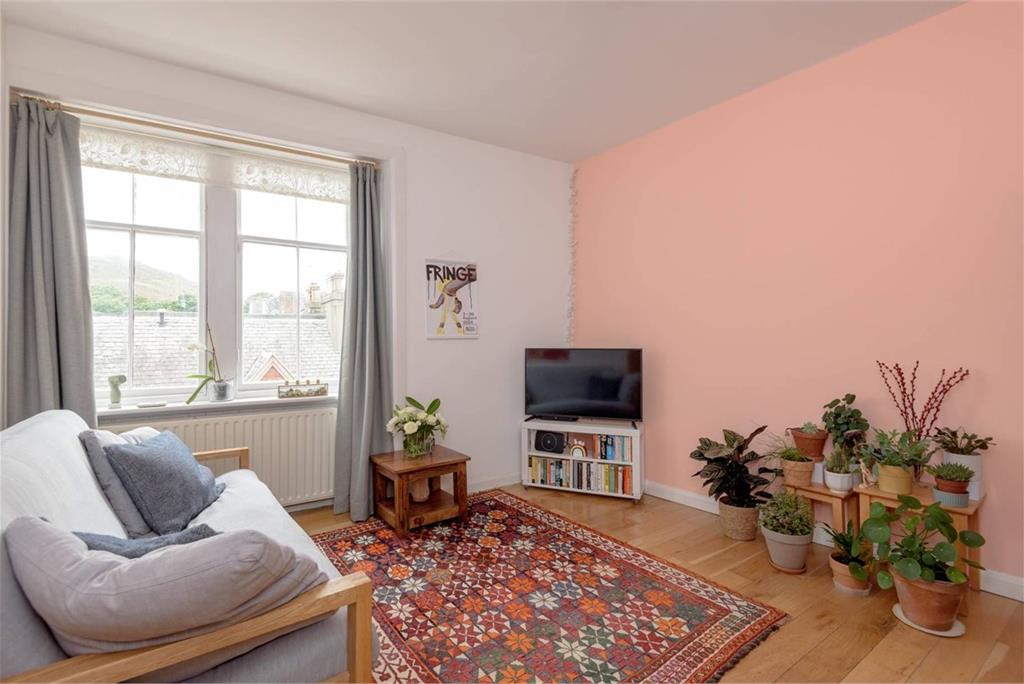 13G Melbourne Place, North Berwick, EH39 4JR - image 2