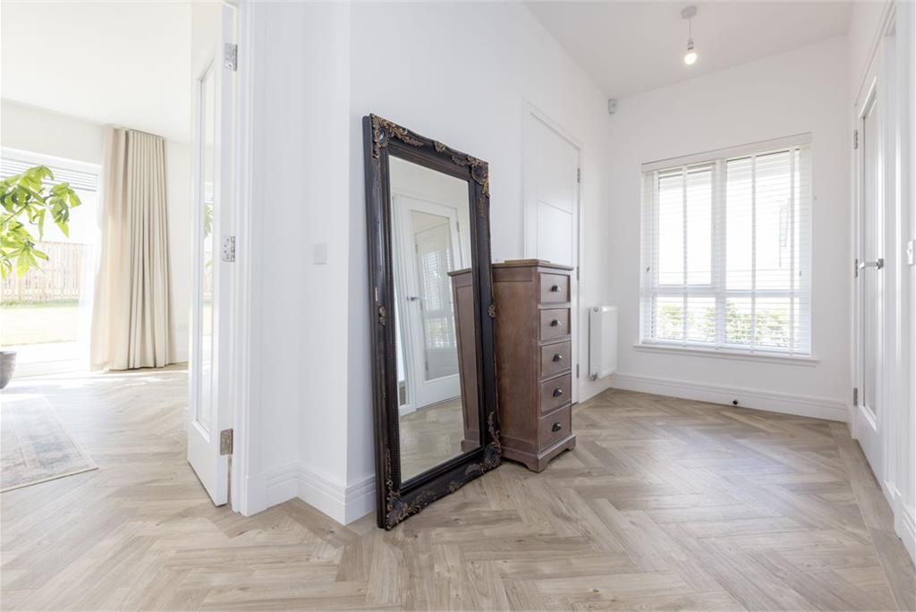 13 Whinny Gait, South Queensferry, EH30 9EH - image 17