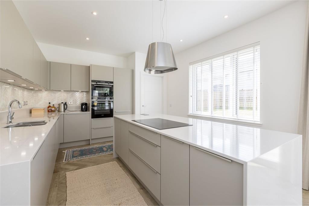 13 Whinny Gait, South Queensferry, EH30 9EH - image 3