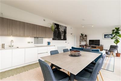 Flat 9, 7 Canaan Lane, Morningside, Edinburgh, EH10 4SZ - image 3