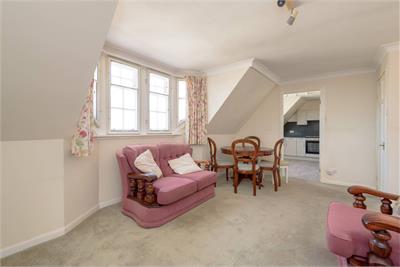 3C Friarscroft, Dunbar, EH42 1BP - image 2