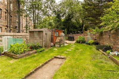 16/3 (PFR) Elgin Terrace, Edinburgh, EH7 5NW - image 2