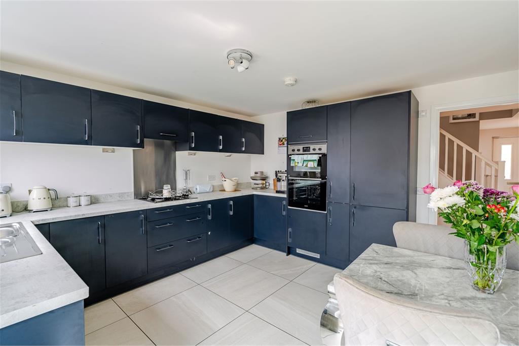 15 Gardyveen Court,
Bilston,
Roslin,
EH25 9AG - image 6