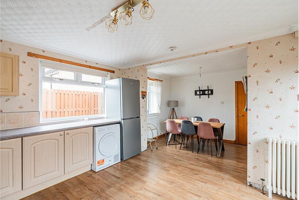 8 Gordon Street,
Easthouses,
Dalkeith,
EH22 4DS - image 5