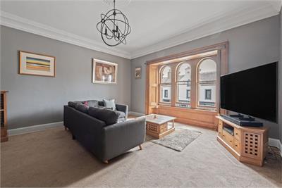 90 High Street, Peebles, EH45 8SW - image 5